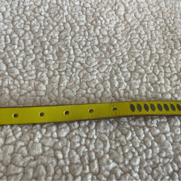 Fossil Metal Rivet Leather Belt - Picture 6 of 7